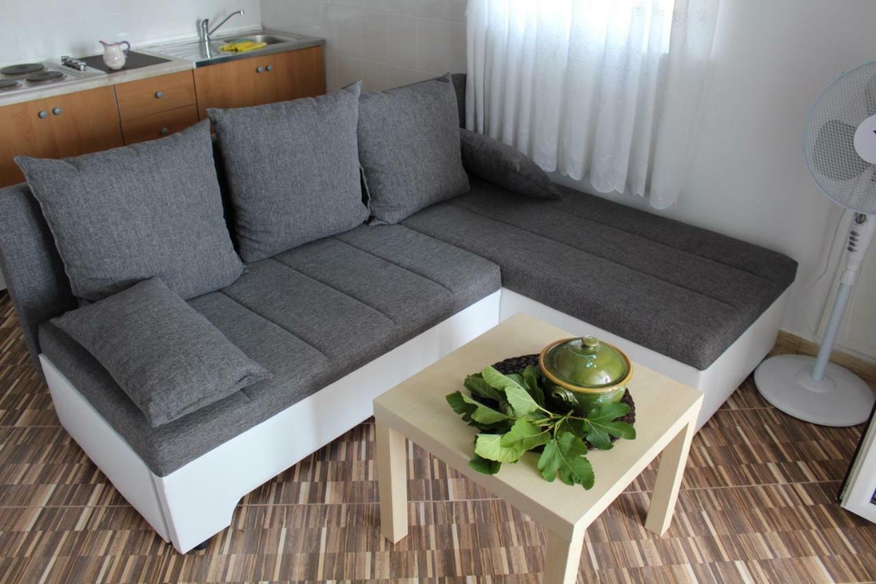 Mia 6 Apartment Crikvenica Exterior photo